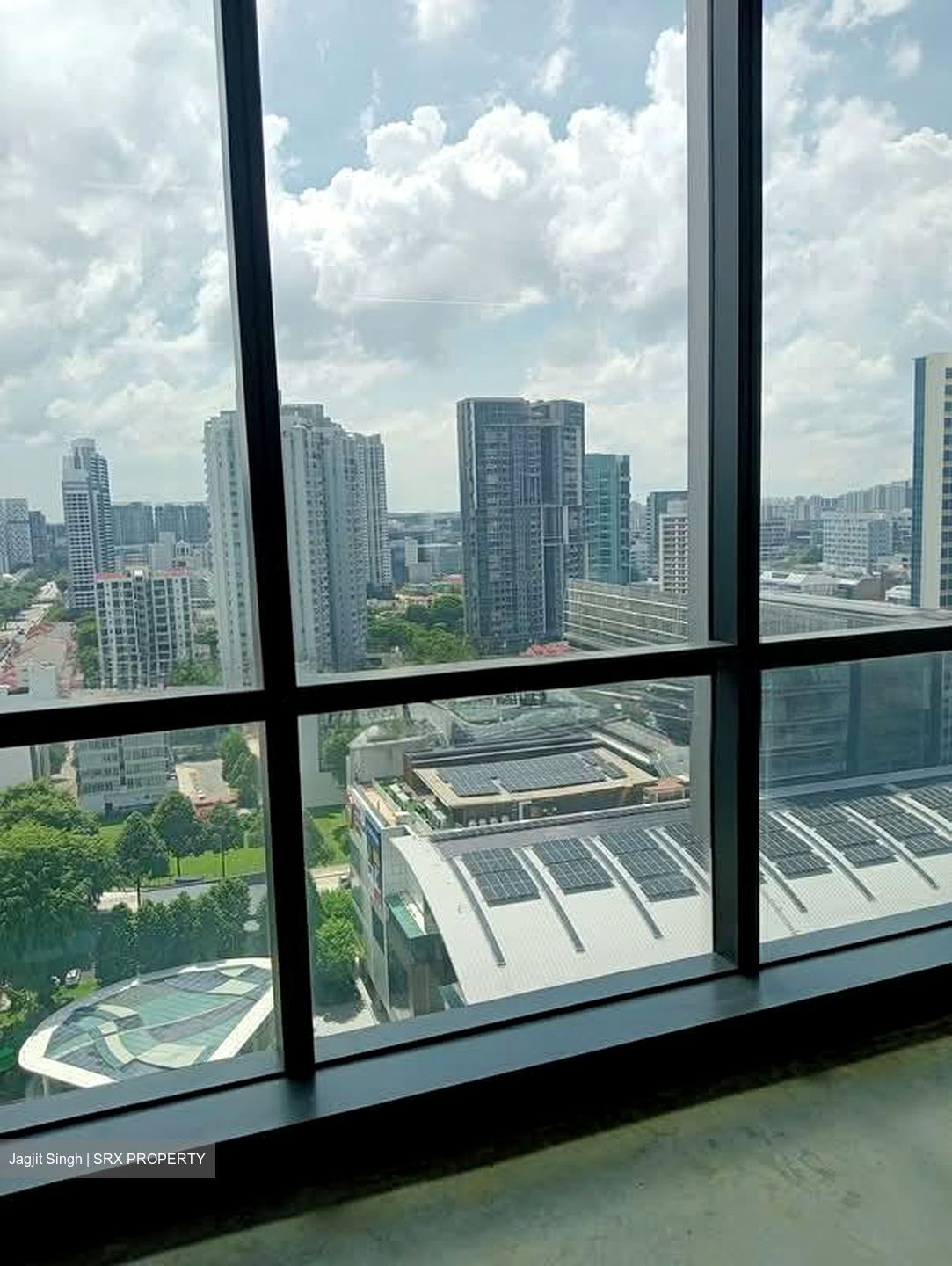 Centrium Square (D8), Office #575463841